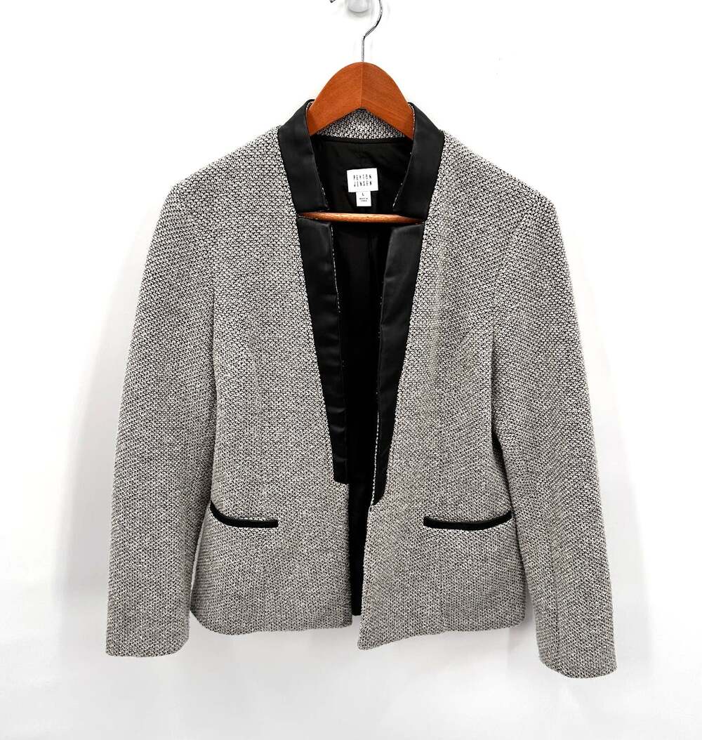 EVEREVE Peyton Jensen Tweed Faux Leather Trim Open Collarless Blazer // L